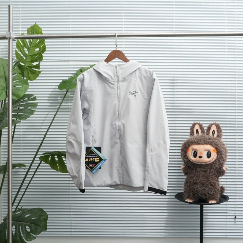 Arc’teryx White and Gray Solano Hoody Jacket Men's